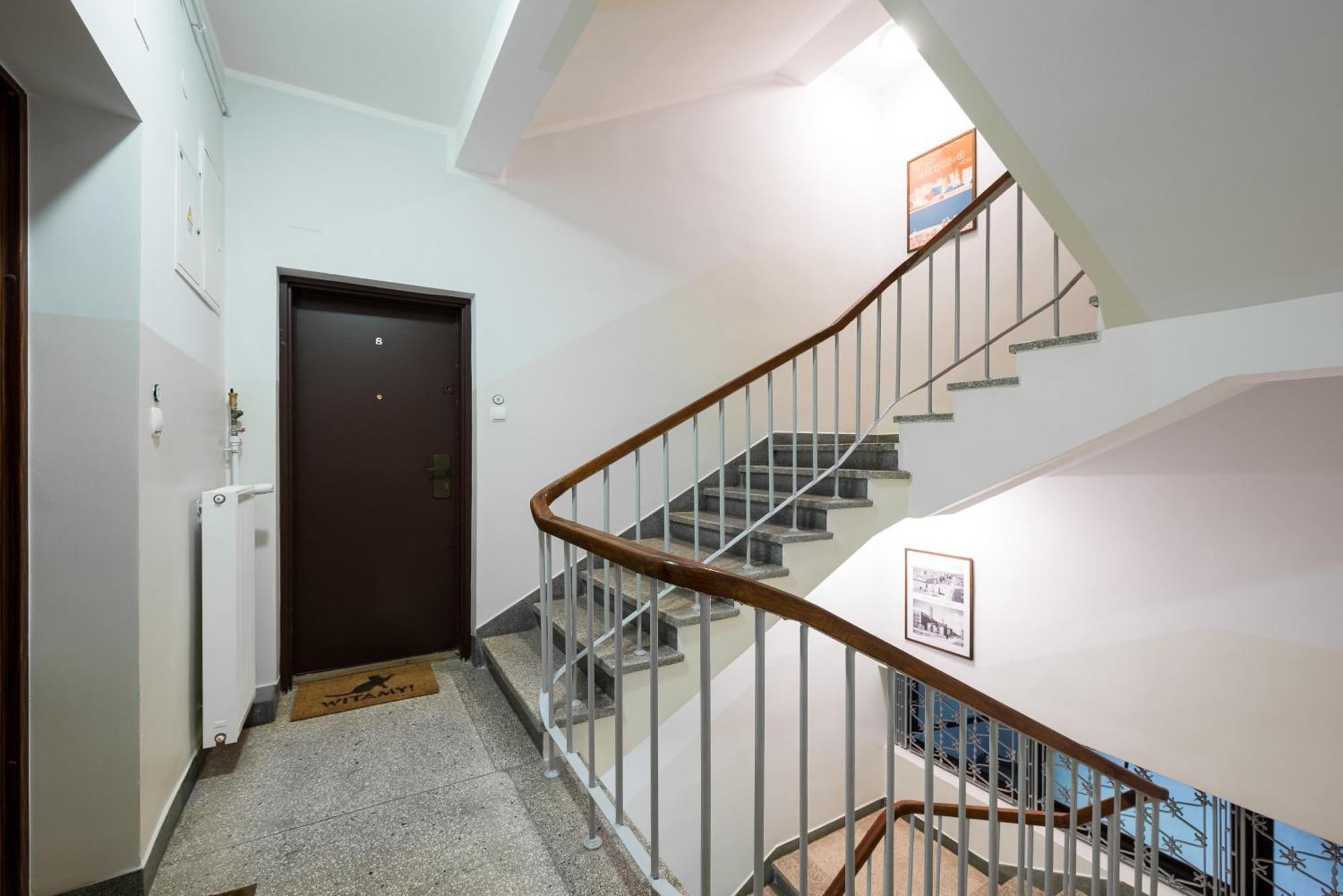 Metro Raclawicka Snug Apartment Warschau